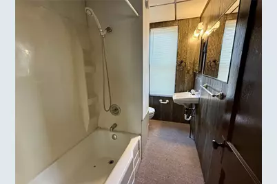 31 W College St, Canonsburg, PA 15317 - Photo 29