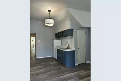 310 Stratford Ave #1, Friendship Park, PA 15232 - Photo 5