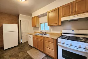 408 W 10th Ave, Tarentum, PA 15084 - Photo 1