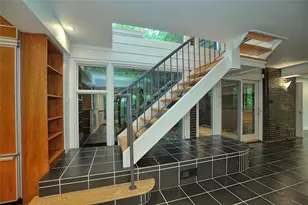 90 E Woodland Rd, Pittsburgh, PA 15232 - Photo 5