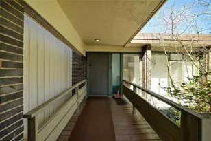 90 E Woodland Rd, Pittsburgh, PA 15232 - Photo 1