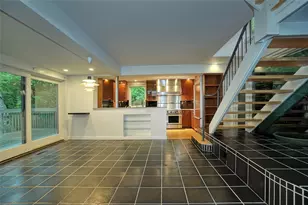 90 E Woodland Rd, Pittsburgh, PA 15232 - Photo 11