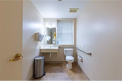 880 S Main St, South Strabane, PA 15301 - Photo 5