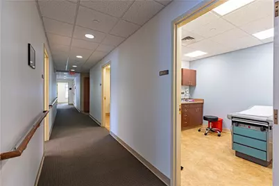 880 S Main St, South Strabane, PA 15301 - Photo 11