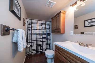 325 Sunridge Dr, Economy, PA 15042 - Photo 13