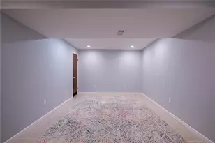 325 Sunridge Dr, Economy, PA 15042 - Photo 23