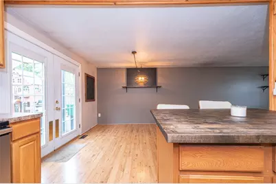 325 Sunridge Dr, Economy, PA 15042 - Photo 9