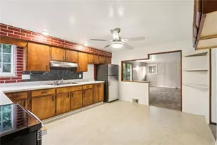 3052 Boughter Dr, Shenango Township, PA 16101 - Photo 13