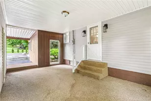 3052 Boughter Dr, Shenango Township, PA 16101 - Photo 11