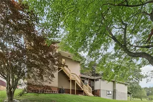 3052 Boughter Dr, Shenango Township, PA 16101 - Photo 7