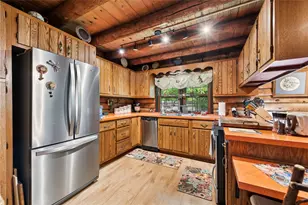 123 Crestview Rd, Donegal, PA 15610 - Photo 5