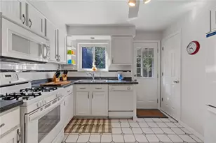 138 Kendall Ave, Pittsburgh, PA 15202 - Photo 11