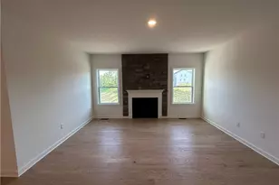 2730 Marra Dr, Hampton, PA 15044 - Photo 7