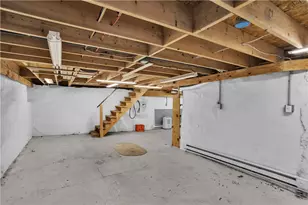 624 Dianthus St, North Huntingdon, PA 15642 - Photo 25