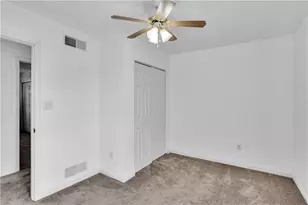 624 Dianthus St, North Huntingdon, PA 15642 - Photo 19