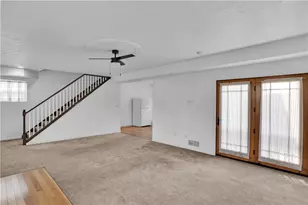 624 Dianthus St, North Huntingdon, PA 15642 - Photo 7