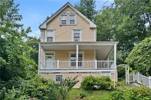 223 Hickory St, McKees Rocks, PA 15136 - Photo 1