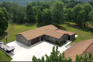 128 McGinley Rd, Oakland Township, PA 16025 - Photo 35