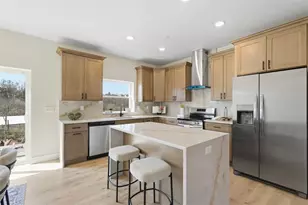 127 Bella Vis Dr, Pittsburgh, PA 15236 - Photo 3