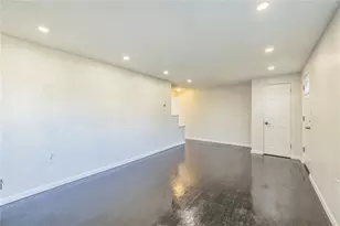 1611 Alverado Ave, Beechview, PA 15216 - Photo 3