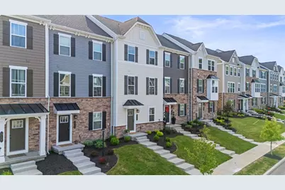 315 Caledonia Pl, Cranberry Township, PA 16066 - Photo 3