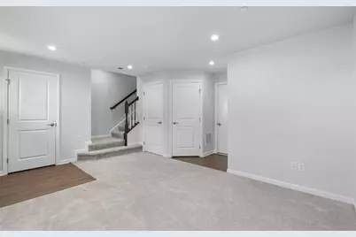 315 Caledonia Pl, Cranberry Township, PA 16066 - Photo 9