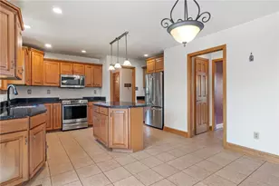 543 Birch Dr, Chartiers, PA 15342 - Photo 15