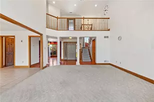 543 Birch Dr, Chartiers, PA 15342 - Photo 9