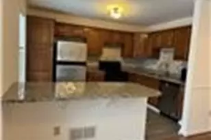 2003 Trail Side Ct, Jeannette, PA 15644 - Photo 7