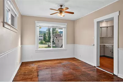 924 1st, Coraopolis, PA 15108 - Photo 5