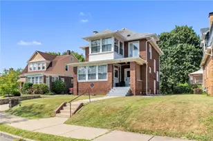 4 Glenwood Dr, Ambridge, PA 15003 - Photo 1