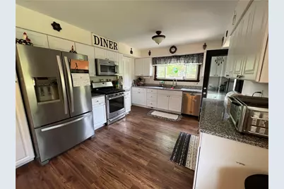 143 La Ray Dr, Center Township, PA 16001 - Photo 7