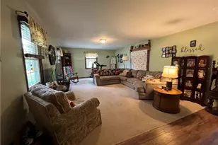 143 La Ray Dr, Center Township, PA 16001 - Photo 5