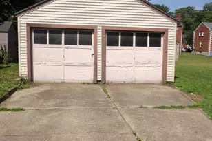 844 Spencer Ave, Sharon, PA 16146 - Photo 9