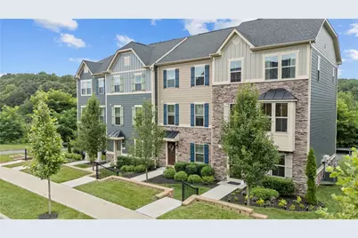 483 Fairmont Dr, Marshall, PA 15090 - Photo 1