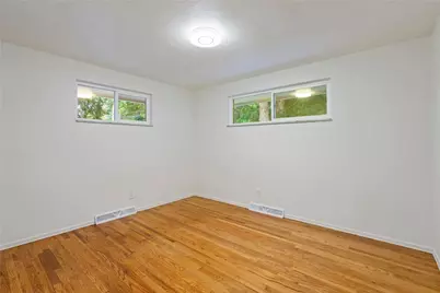 3326 New England Road, West Mifflin, PA 15122 - Photo 21