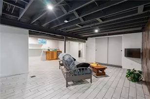 3326 New England Rd, West Mifflin, PA 15122 - Photo 23