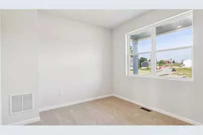 416 Curtis Court, New Stanton, PA 15639 - Photo 11