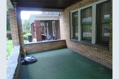 207 Locust St, Ambridge, PA 15003 - Photo 3