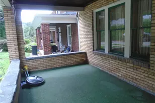 207 Locust St, Ambridge, PA 15003 - Photo 3