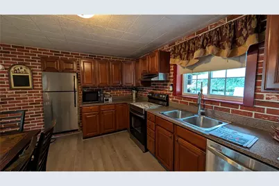 388 Derrick Ave, South Union Township, PA 15401 - Photo 3