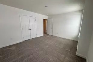 1627 Windsor Dr, Irwin, PA 15642 - Photo 19