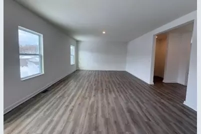 1627 Windsor Drive, Irwin, PA 15642 - Photo 5