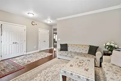 141 Centennial Dr, Collier Township, PA 15106 - Photo 3