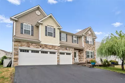 141 Centennial Dr, Collier Township, PA 15106 - Photo 3