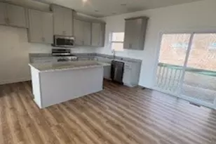 1261 Bedford Road, Irwin, PA 15642 - Photo 7