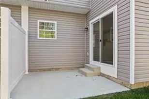 1253 Bedford Road, Irwin, PA 15642 - Photo 9