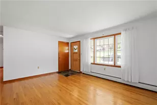 872 Pleasant Hl Dr, South Strabane, PA 15301 - Photo 7