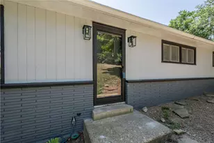 10780 Old Trail Rd, North Huntingdon, PA 15642 - Photo 5