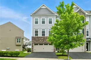 228 Eagle Dr, Cranberry Township, PA 16066 - Photo 1